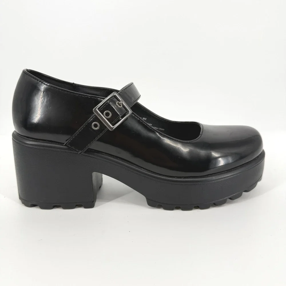 Seychelles Mary Platform Pump Womens 9 Black Excellent Patent Lug Sole VN5019A-1